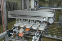 Fabrication du fromage - Transfert des fromages frais sur bandes